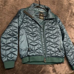 NWOT Under Armour Puffer Jacket (Teal) SM